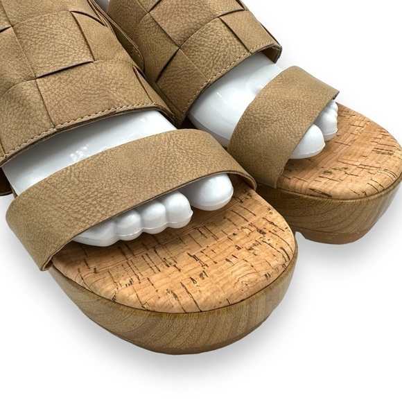 4 for $40 SALE!Korks Fraya Faux Leather Woven Platform Sandals, Natural, Size 10 - Picture 5 of 11